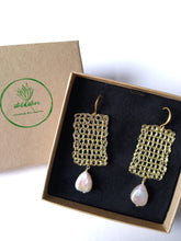 Load image into Gallery viewer, Brosna Earrings
